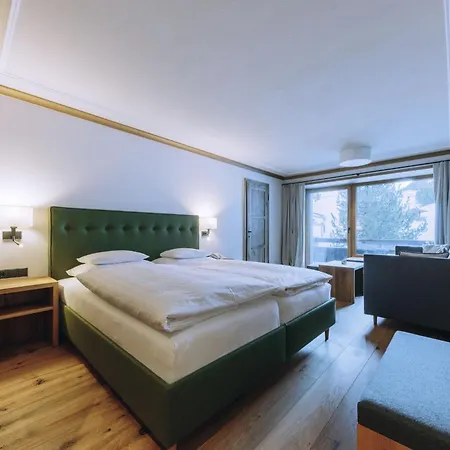 Madrisa 4*